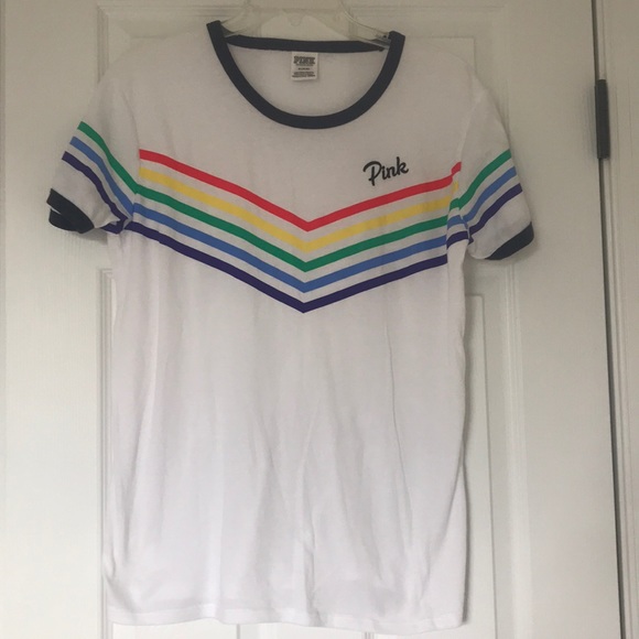 ✨HOST PICK✨🌈PINK Victoria’s Secret Tee🌈 - Picture 1 of 4